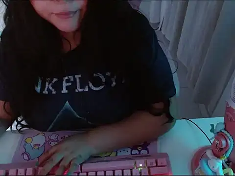 Snapshot of KittyK3 chatting on September 9, 4:01 am KittyK3 online show from September 9, 4:01 am