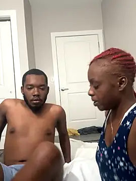 DancingLemonade online show from December 3, 2:25 am