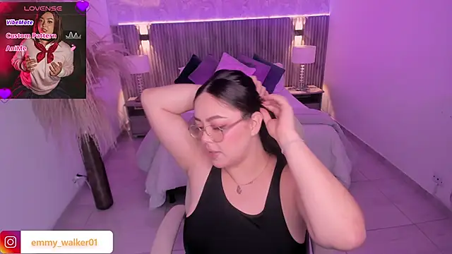 emmy walker online show from November 7, 11:16 am