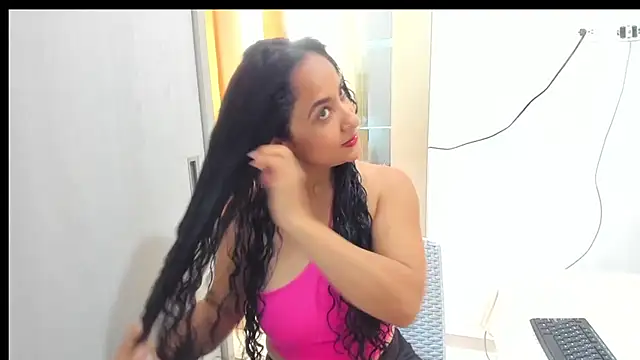 alaskmiller1 online show from February 25, 8:18 pm