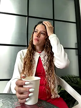 alana15 online show from December 1, 8:11 pm