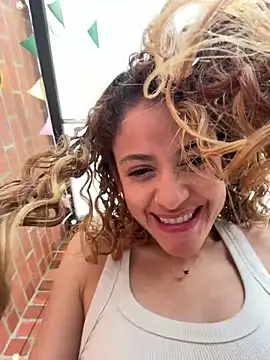 alana15 online show from June 10, 9:02 pm