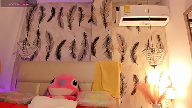 Vivi prinncess online show from February 5, 11:30 pm