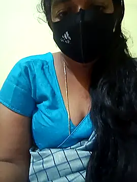 Snapshot of teddy-143 chatting on October 15, 5:26 pm teddy-143 online show from October 15, 5:26 pm