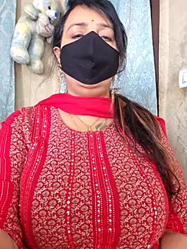 cute-tanvi online show from March 2, 5:08 am