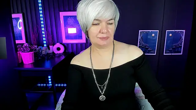 CarmenSoft online show from November 28, 8:45 pm