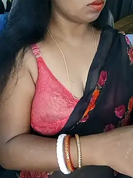 Snapshot of Anushka_21 chatting on October 17, 7:28 pm Anushka 21 online show from October 17, 7:28 pm