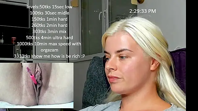 queenofthenighttt online show from October 14, 12:30 pm