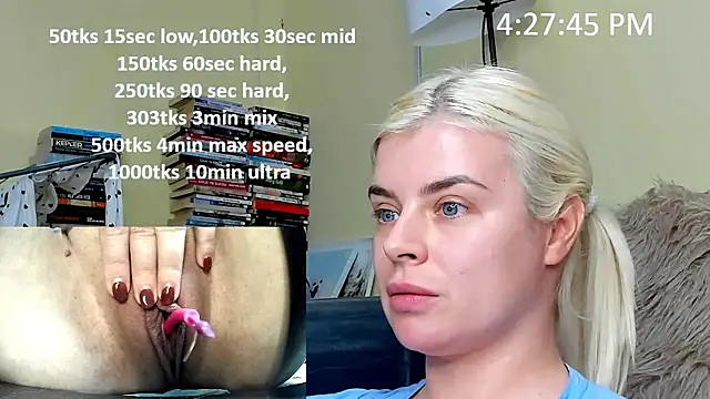 queenofthenighttt online show from January 13, 3:27 pm