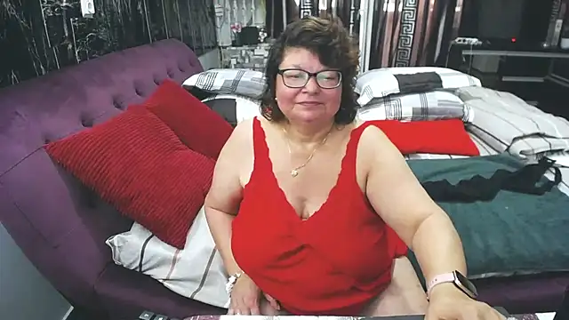 SweetMommaX online show from June 15, 1:55 pm
