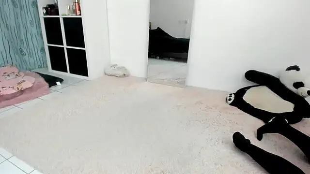 KenzieDawton online show from March 26, 7:59 pm