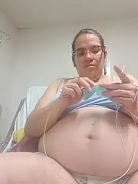 karlythothxh online show from August 2, 12:57 am