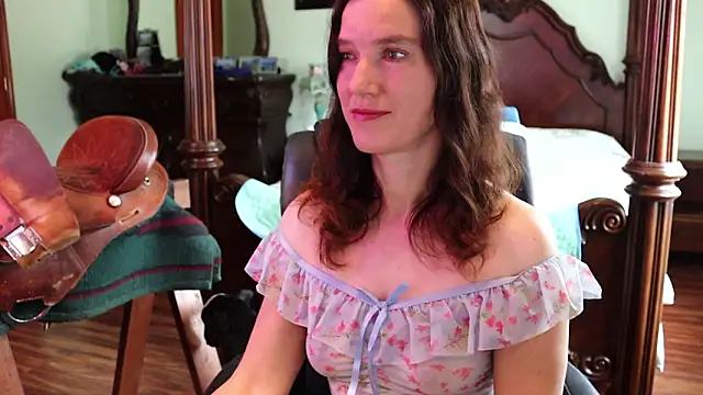 thornburyrose online show from February 28, 7:02 pm