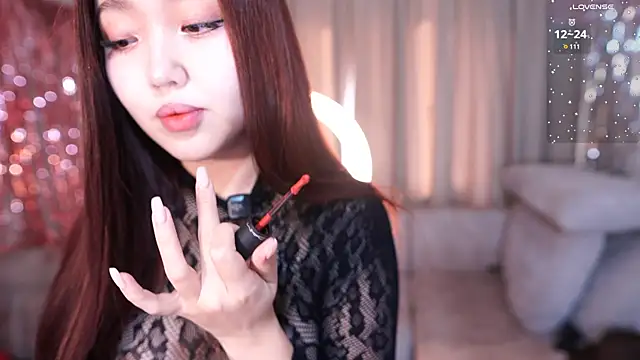 k kimikooo online show from October 10, 3:55 am