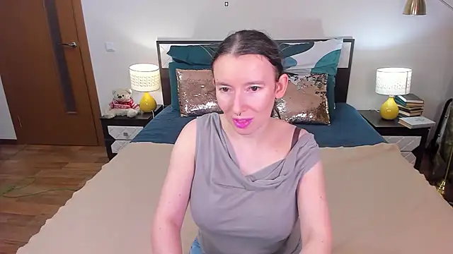 CatherineWalls online show from February 8, 4:27 am