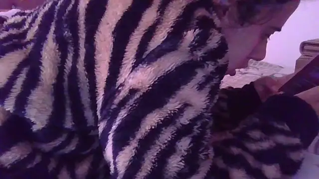 annarose19 online show from February 10, 8:12 pm