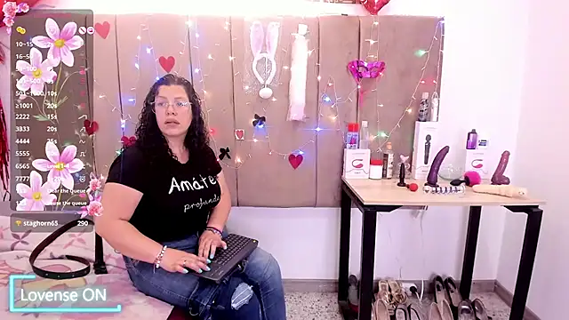 Zaly mature online show from March 25, 12:38 am