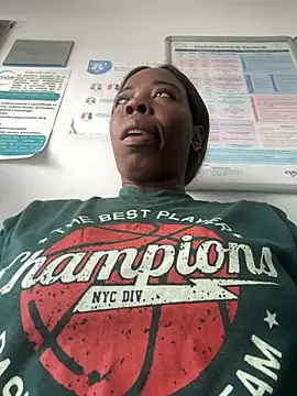 ebony witney online show from February 11, 3:13 pm