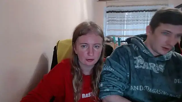 PeterAndJen online show from November 30, 2:32 pm