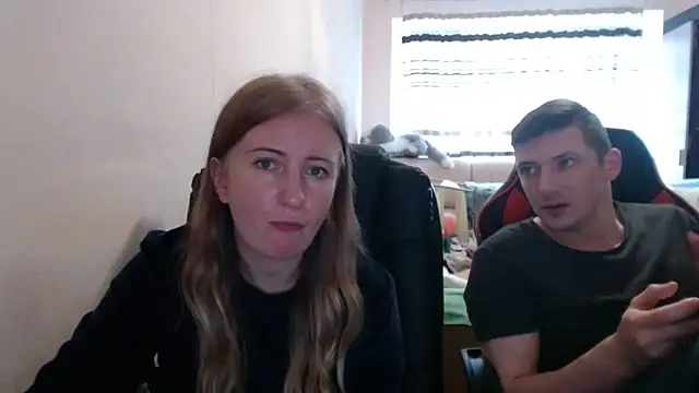 PeterAndJen online show from October 28, 11:49 am