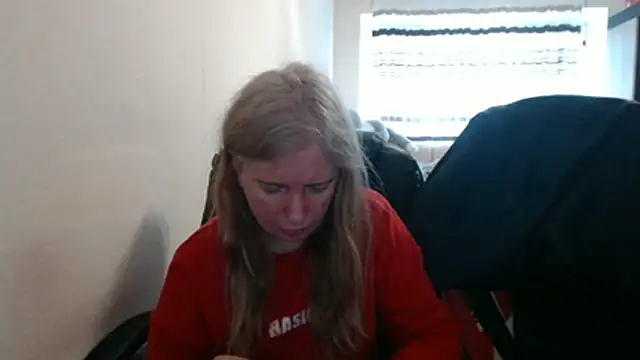 PeterAndJen online show from April 13, 8:04 am