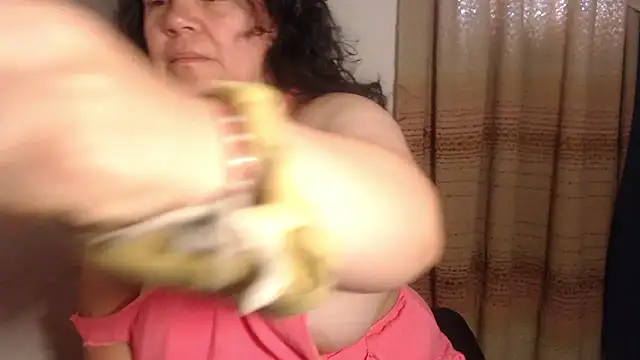 agathamiller01 online show from January 16, 11:50 am