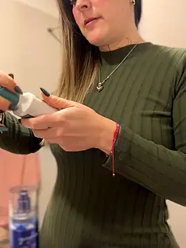 Snapshot of misslulipop chatting on September 28, 10:48 pm misslulipop online show from September 28, 10:48 pm