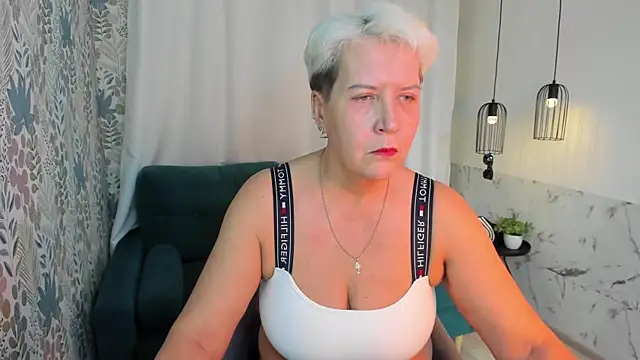 KathySunn online show from March 29, 1:32 pm