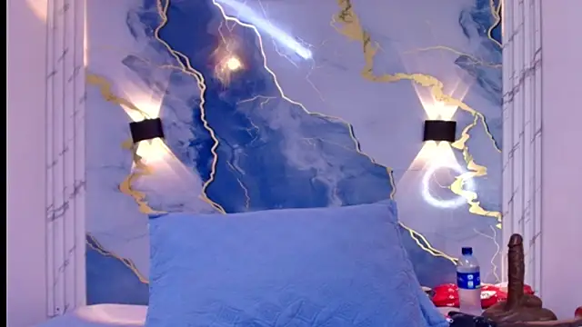 lorrayne  online show from October 10, 1:38 pm