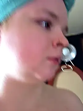 VelvetDiablo online show from April 11, 12:28 am