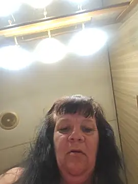 nicenipples76 online show from June 8, 2:07 pm