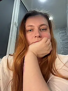 CandyShoopp online show from March 29, 8:08 pm