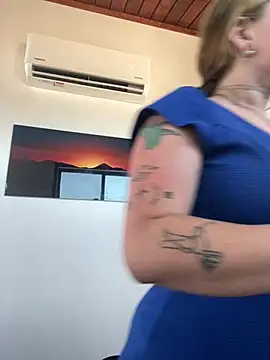 1-800-FUCKYOU online show from August 3, 6:13 pm