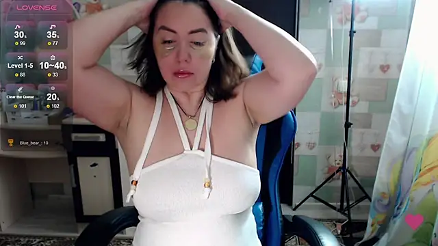 Korolek12 online show from October 20, 4:37 am