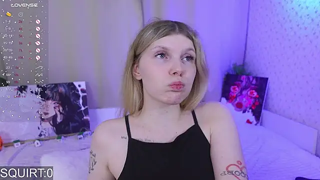 Snapshot of _aleksa_ chatting on October 3, 5:29 pm aleksa online show from October 3, 5:29 pm