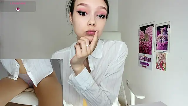 Michelle Melnss online show from April 9, 2:11 pm