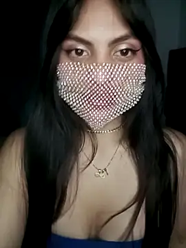 Snapshot of darika__ chatting on October 15, 5:54 am darika online show from October 15, 5:54 am