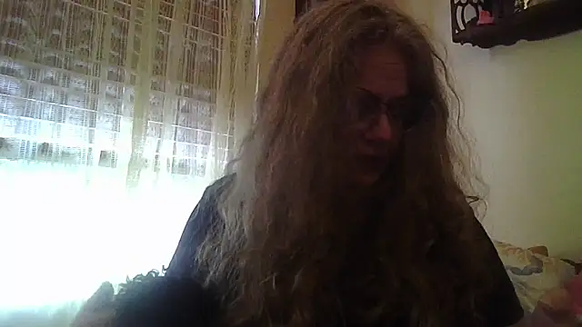 DestineeLoverGirl online show from July 28, 6:20 pm
