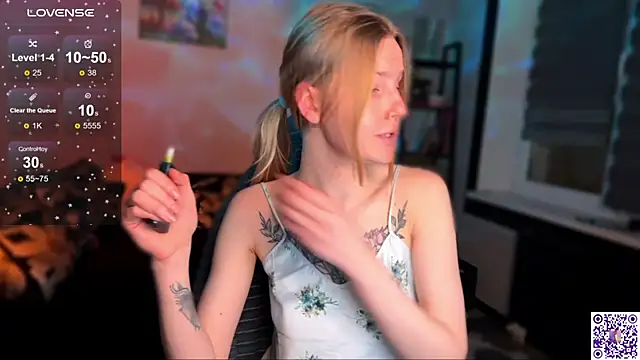 Chanel Gill online show from November 4, 8:47 pm