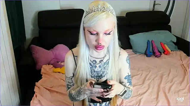 HelenGoat online show from October 30, 11:39 pm