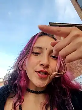  Laary online show from October 19, 10:01 pm