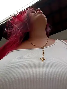 Latina sexy1 online show from April 26, 10:51 pm