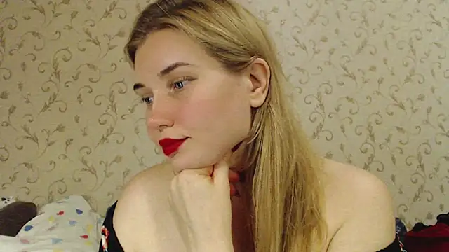 mmmPinUpGirl online show from September 16, 8:39 pm