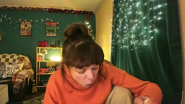 ClancyMorissey online show from December 22, 6:55 pm