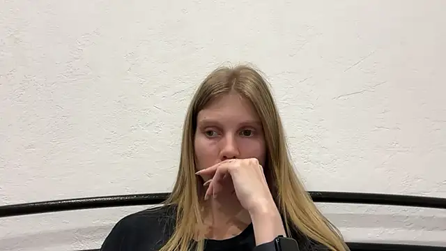 MaryMiton online show from March 13, 6:42 pm