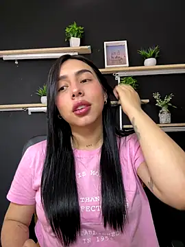 isabella jade online show from November 7, 2:00 pm