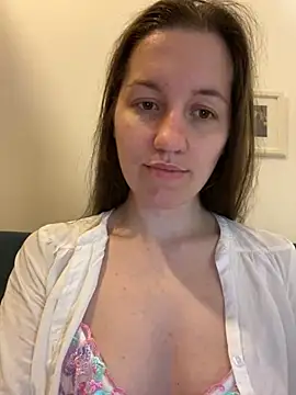 Snapshot of Nicole-Ray chatting on October 12, 10:17 am Nicole-Ray online show from October 12, 10:17 am