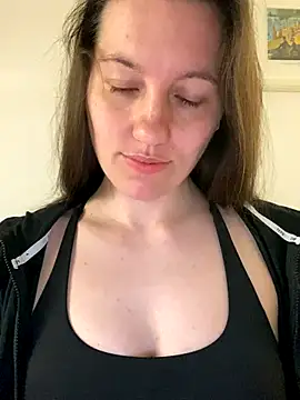 Snapshot of Nicole-Ray chatting on September 11, 7:31 am Nicole-Ray online show from September 11, 7:31 am