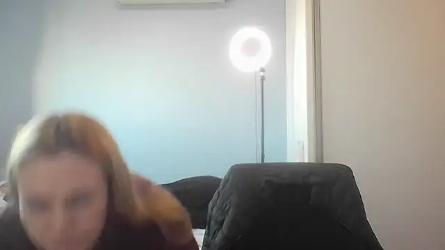 Annylove1 online show from June 19, 11:03 am