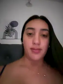 Hannahoff online show from October 12, 9:39 pm